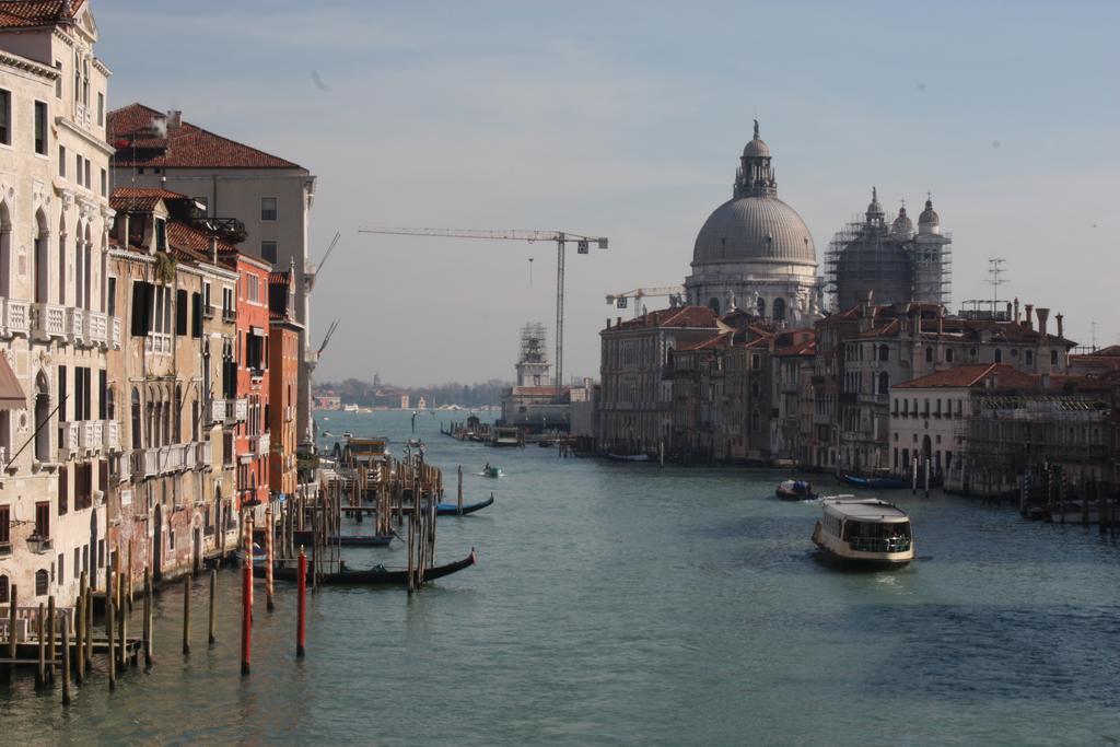 Ai Sognatori Bed & Breakfast Venesia Ruang foto