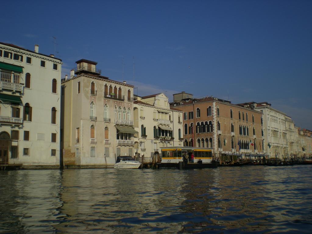 Ai Sognatori Bed & Breakfast Venesia Ruang foto